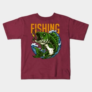 fishing green fish Kids T-Shirt